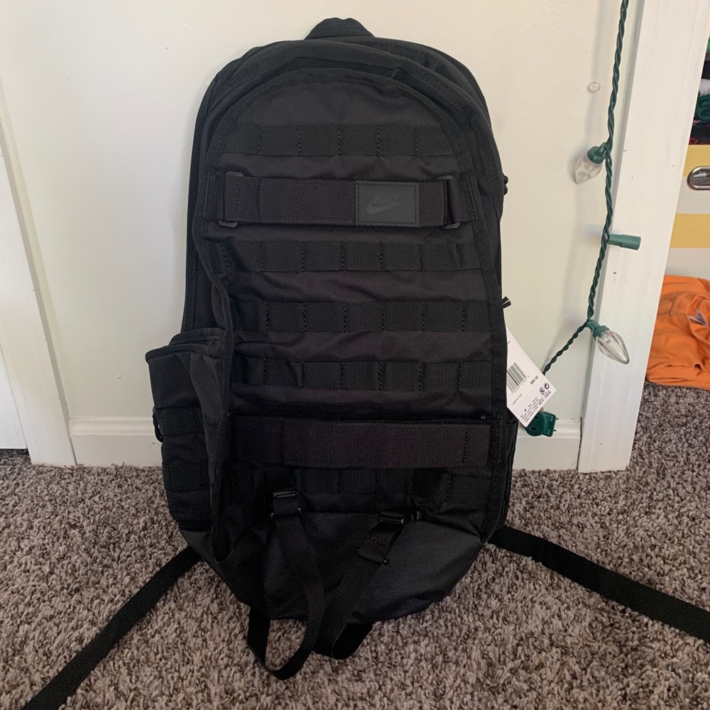 Black high capacity nike backpack